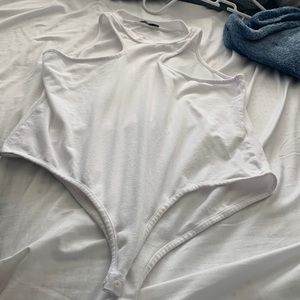 Nasty gal Cut-out the ba high neck racer bodysuit in white. Size 10US